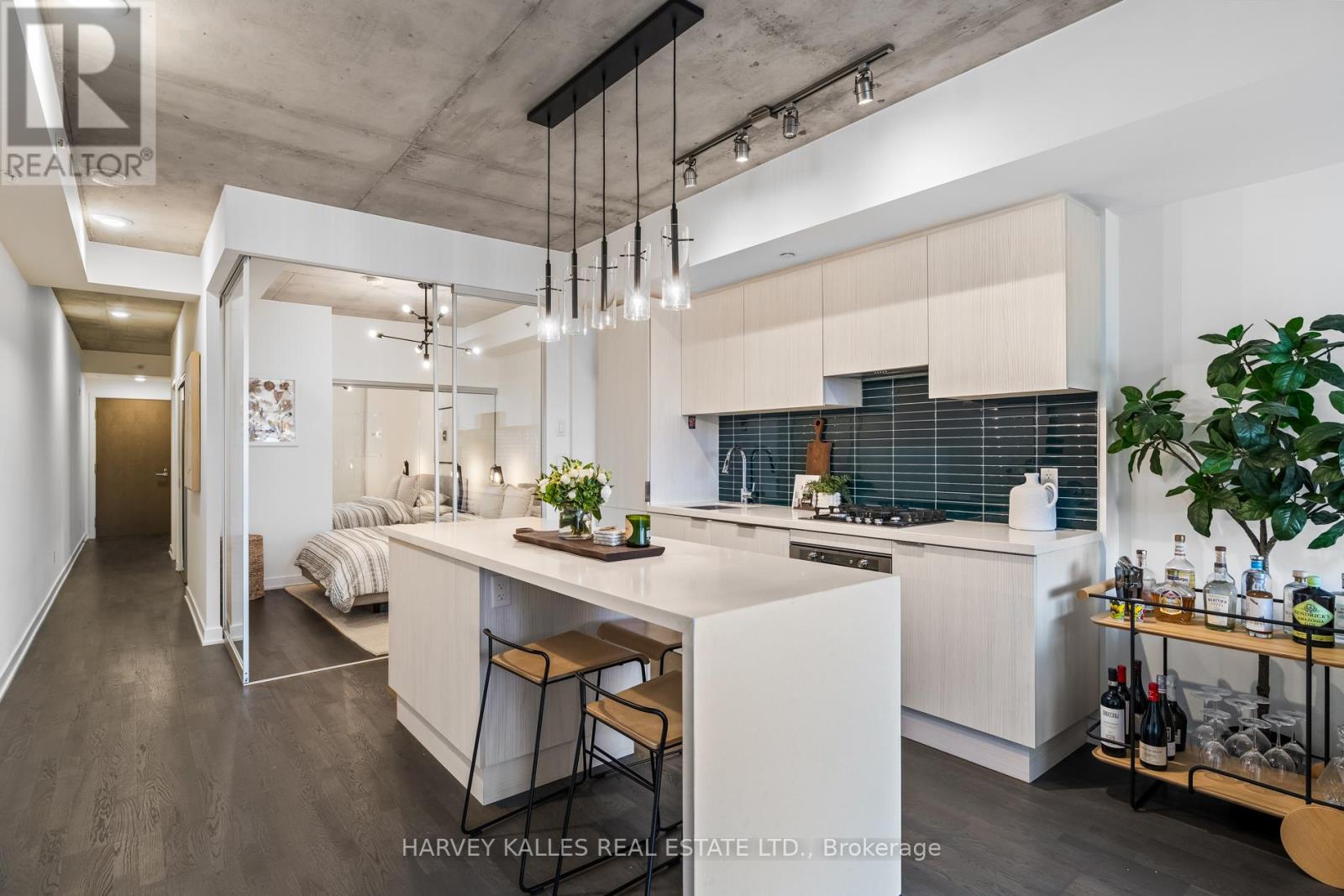 318 - 109 Ossington Avenue, Toronto, Ontario  M6J 0G1 - Photo 8 - C12481697