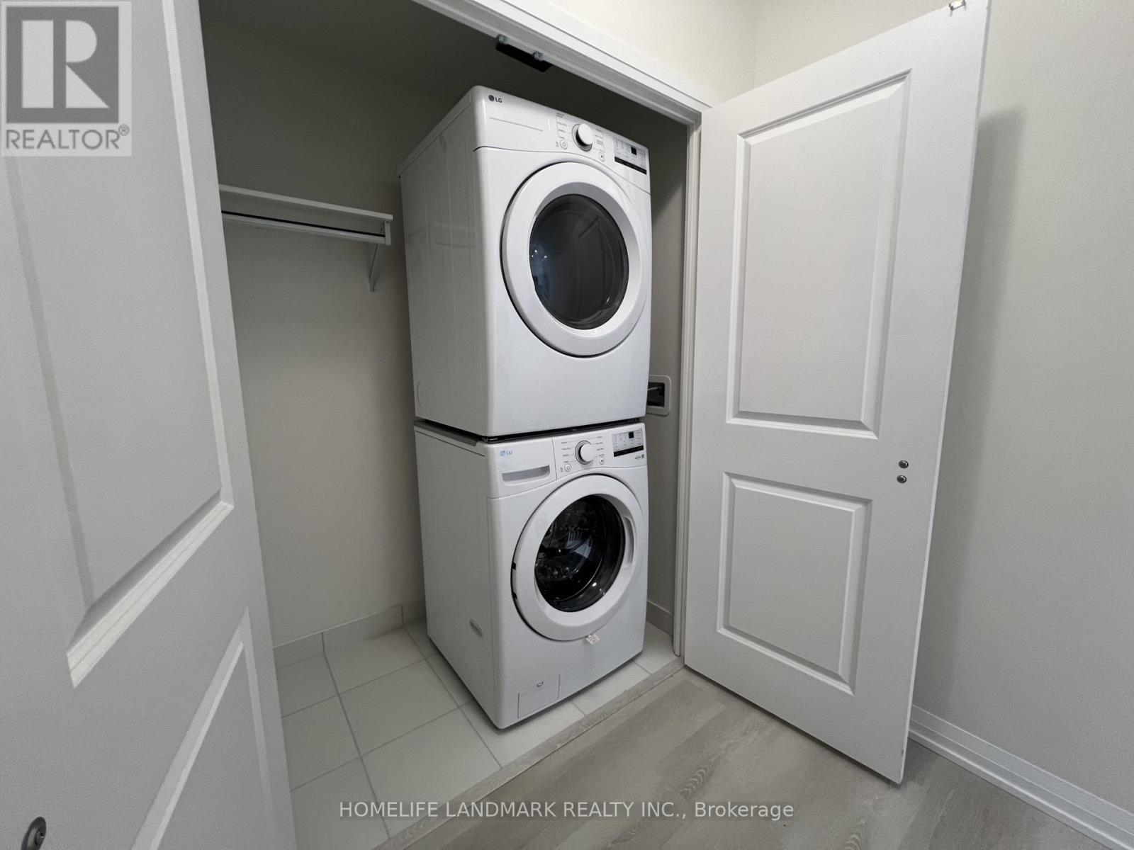 1007 - 3260 Sheppard Avenue E, Toronto, Ontario  M1T 3K3 - Photo 2 - E12481674