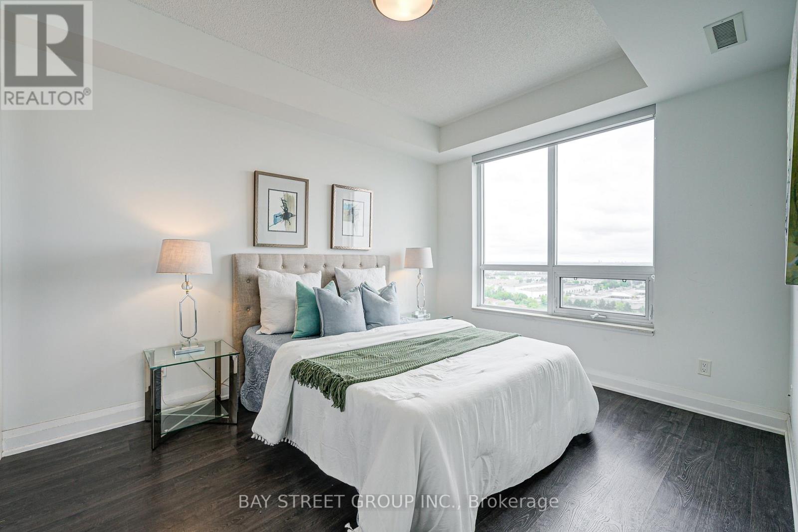 1606 - 398 Highway 7 E, Richmond Hill, Ontario  L4B 1A7 - Photo 22 - N12481668