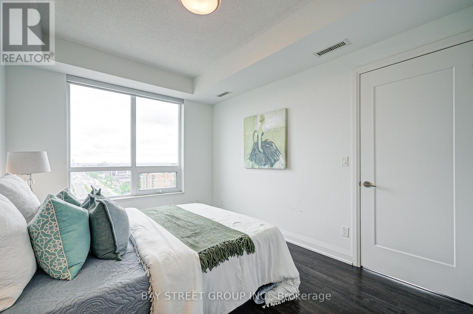 1606 - 398 Highway 7 E, Richmond Hill, Ontario  L4B 1A7 - Photo 25 - N12481668