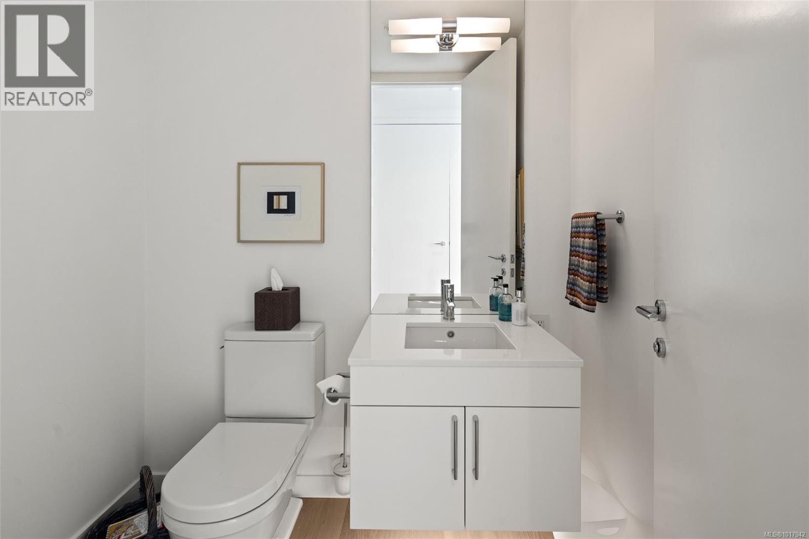 909/910 100 Saghalie Rd, Victoria, British Columbia  V9A 0A1 - Photo 40 - 1017942