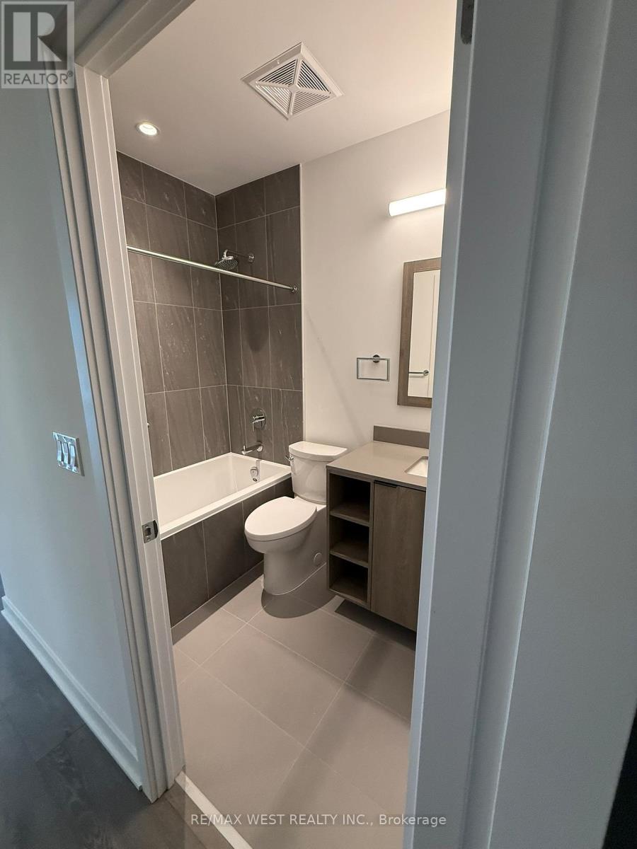 228 - 1007 The Queensway, Toronto, Ontario  M8Z 0C6 - Photo 8 - W12481665