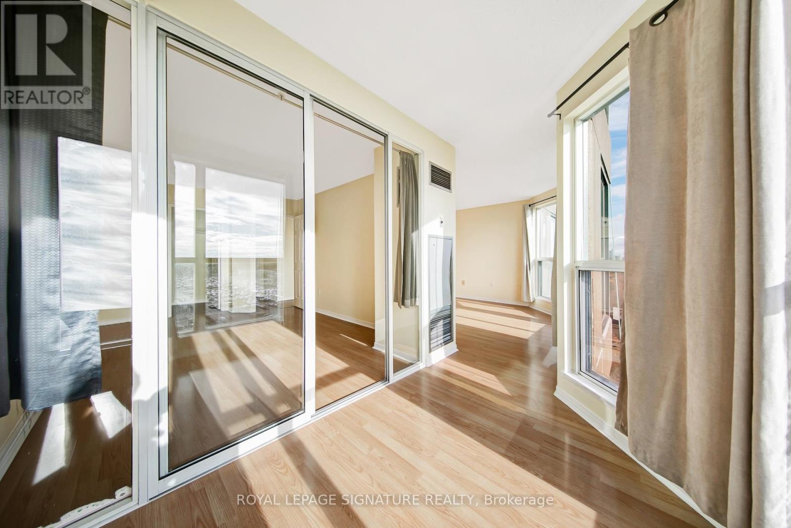 912 - 2177 Burnhamthorpe Road W, Mississauga, Ontario  L5L 5P9 - Photo 18 - W12481667