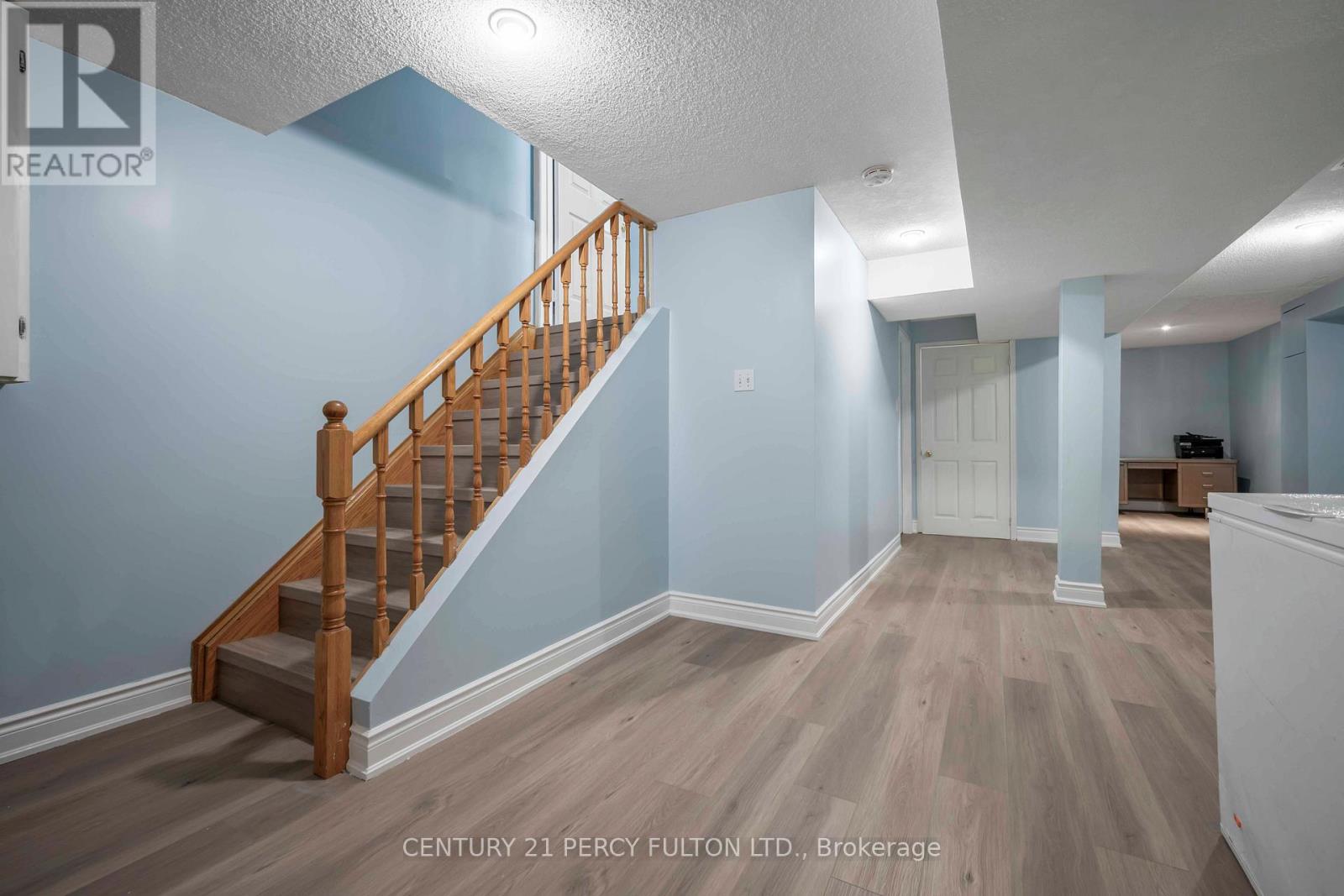 3933 Nightshade Lane, Mississauga, Ontario  L5N 7J4 - Photo 34 - W12481675