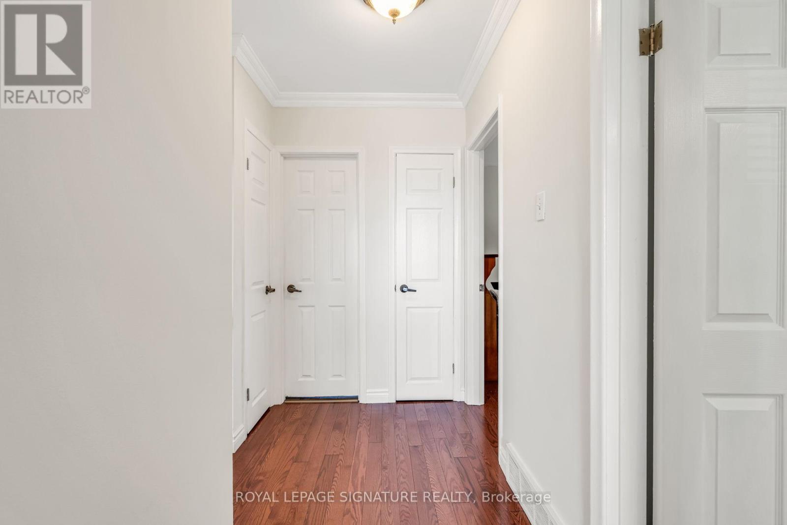 68 Mount Olive Drive, Toronto, Ontario  M9V 2C8 - Photo 14 - W12481676