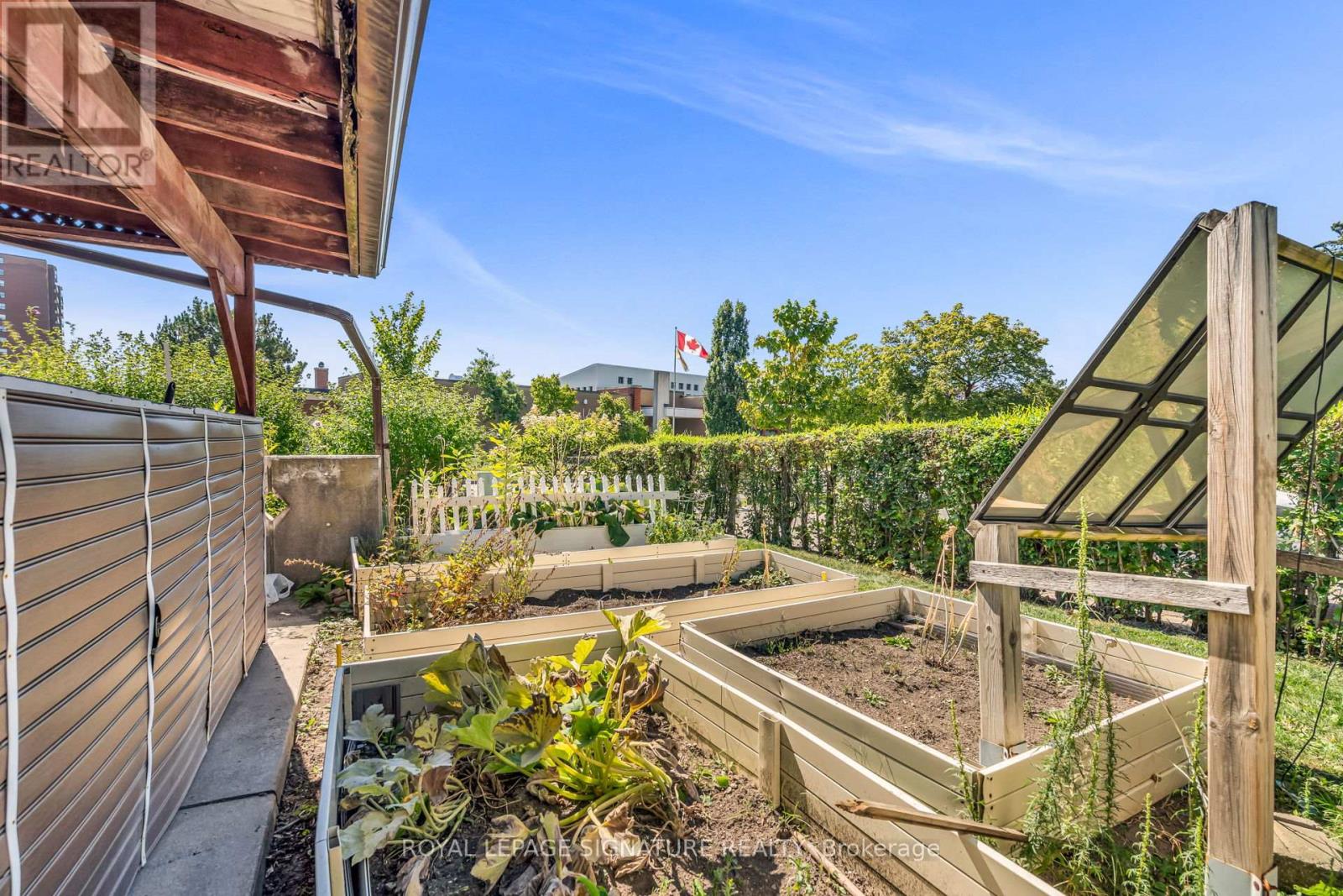 68 Mount Olive Drive, Toronto, Ontario  M9V 2C8 - Photo 43 - W12481676