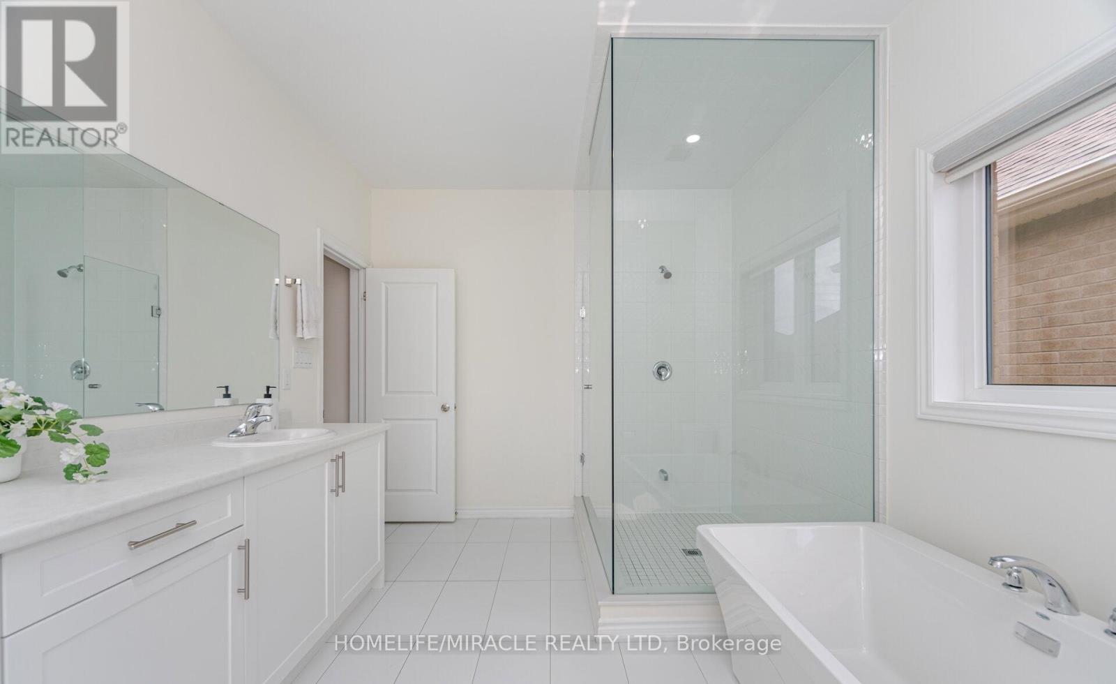 7 Aldenham Street, Brampton, Ontario  L6X 5S2 - Photo 22 - W12481677