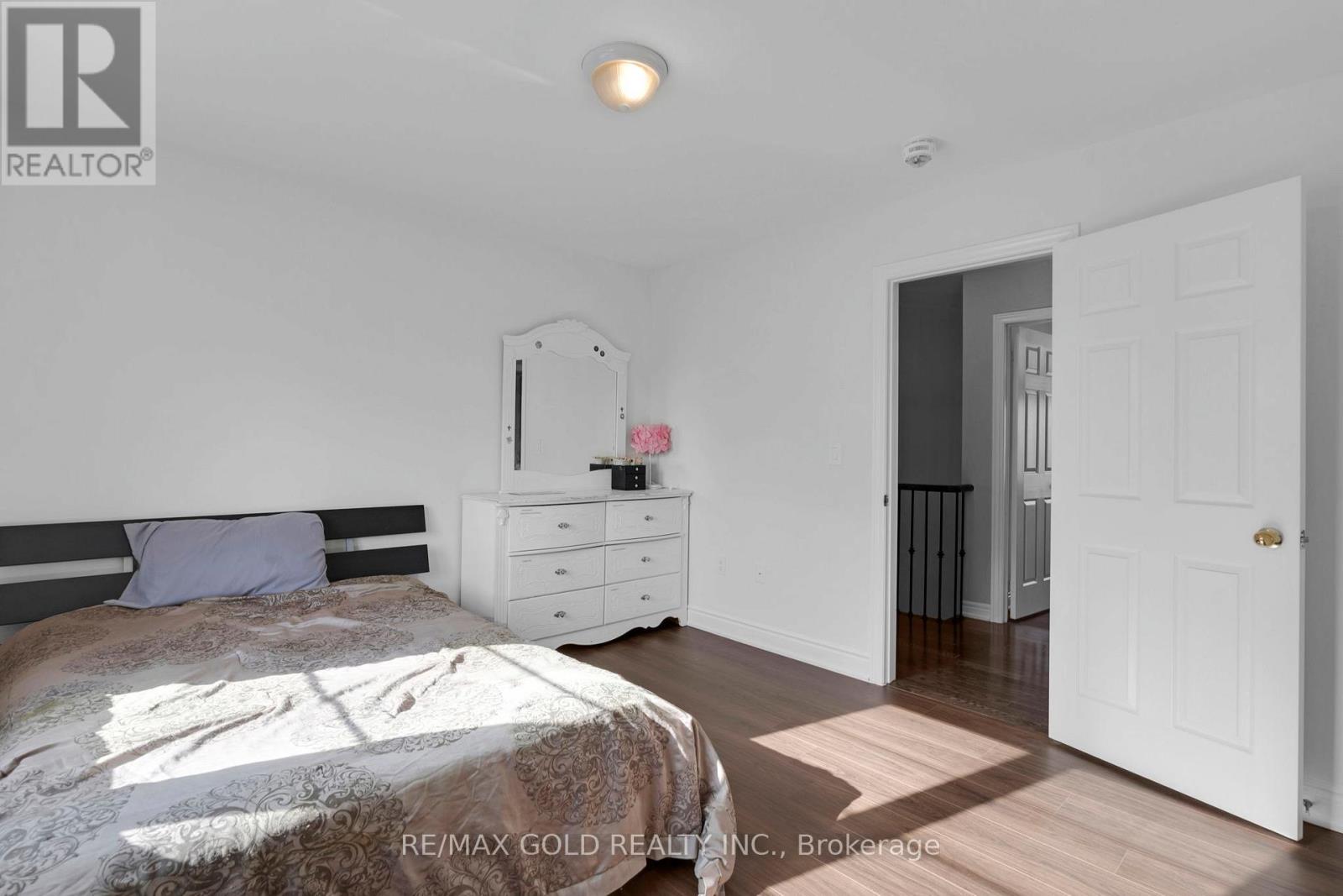 34 Rhapsody Crescent, Brampton, Ontario  L6P 4E8 - Photo 24 - W12481682