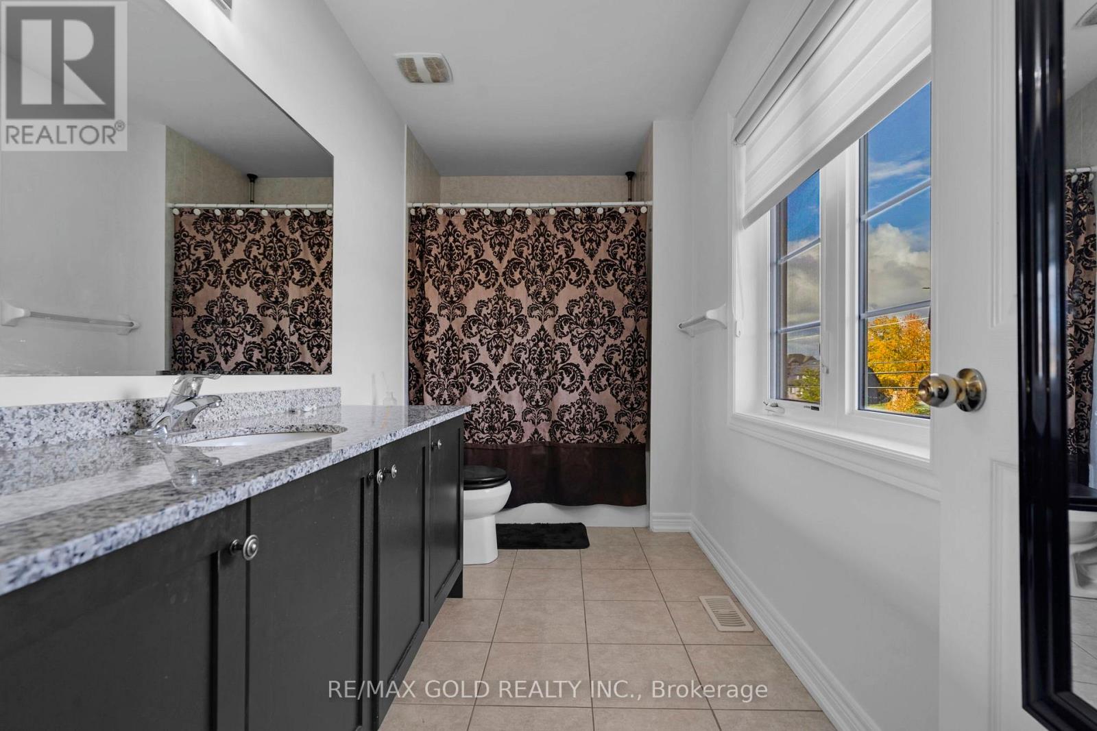 34 Rhapsody Crescent, Brampton, Ontario  L6P 4E8 - Photo 26 - W12481682