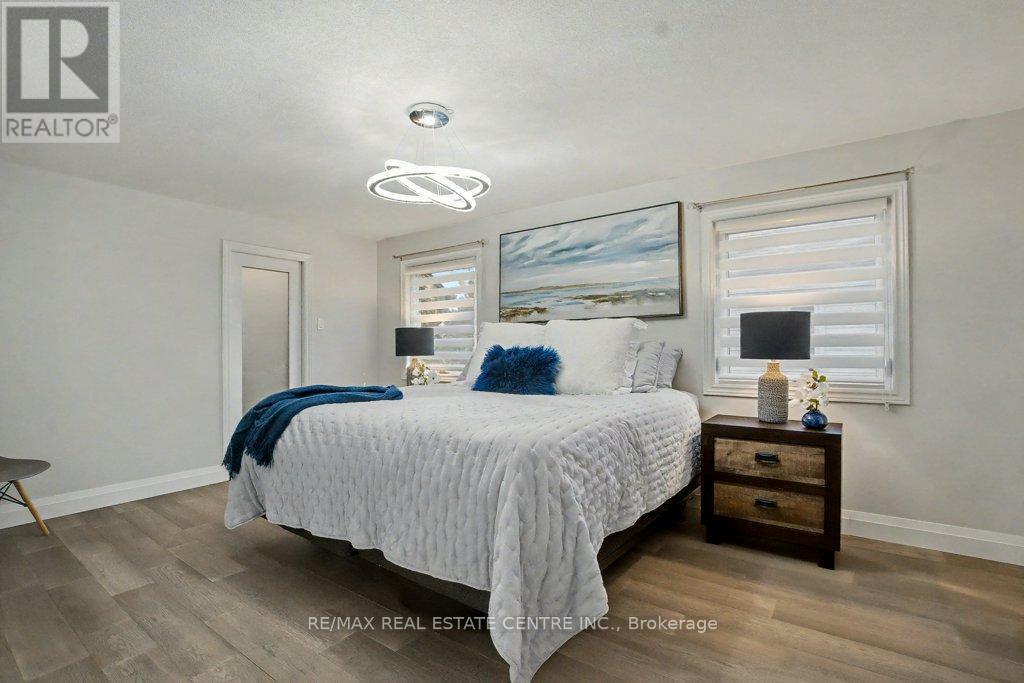 166 Westvale Drive, Waterloo, Ontario  N2T 1C2 - Photo 19 - X12479634