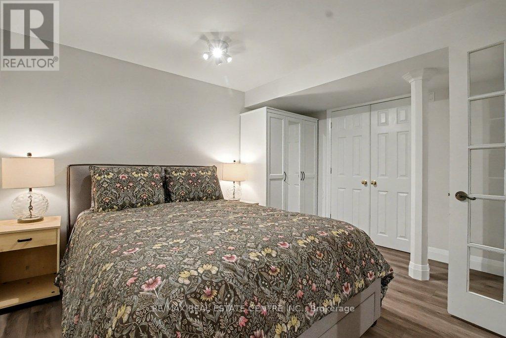 166 Westvale Drive, Waterloo, Ontario  N2T 1C2 - Photo 30 - X12479634
