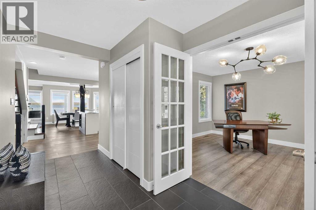 398 Marina Bay Place, Sylvan Lake, Alberta  T4S 1E9 - Photo 7 - A2266654