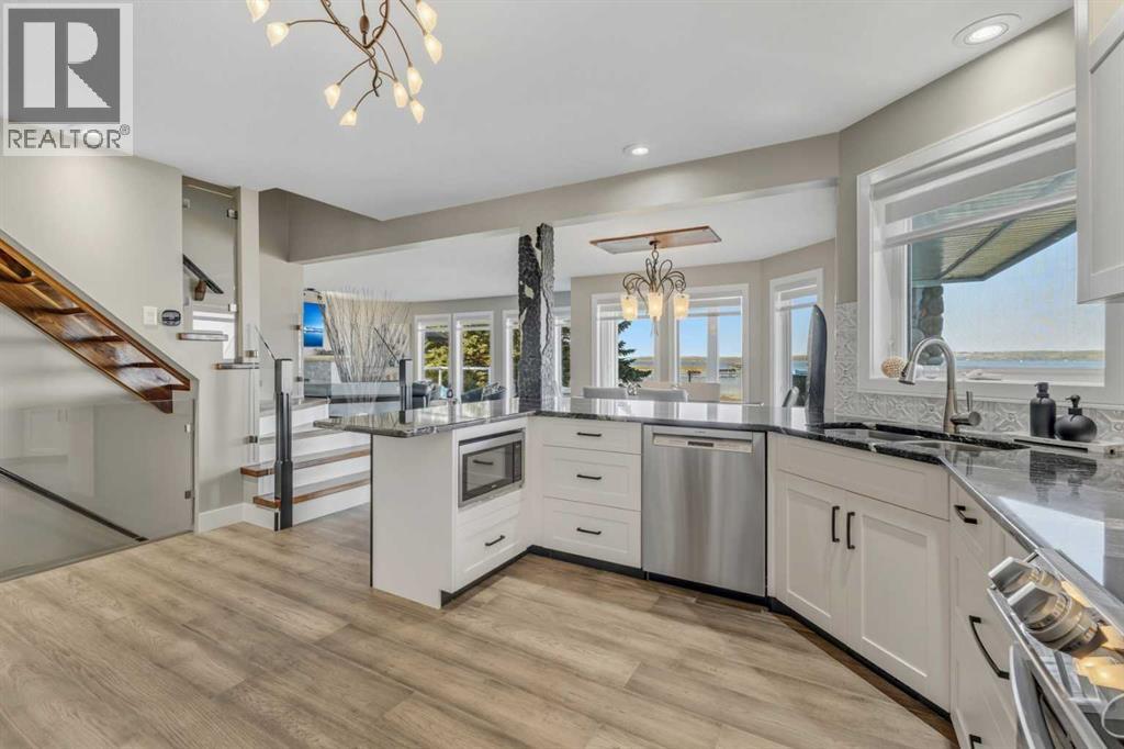 398 Marina Bay Place, Sylvan Lake, Alberta  T4S 1E9 - Photo 17 - A2266654
