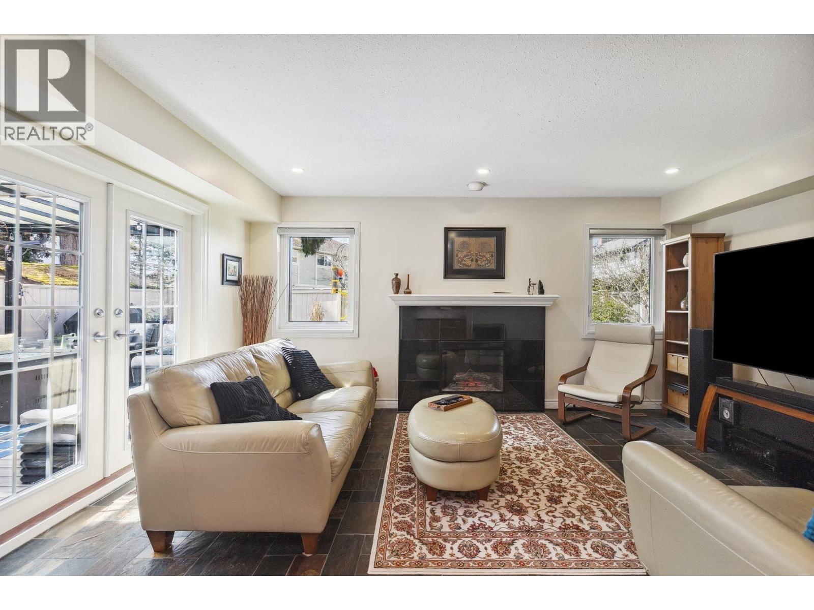4920 Mahood Drive, Richmond, British Columbia  V7E 5C4 - Photo 4 - R3061844