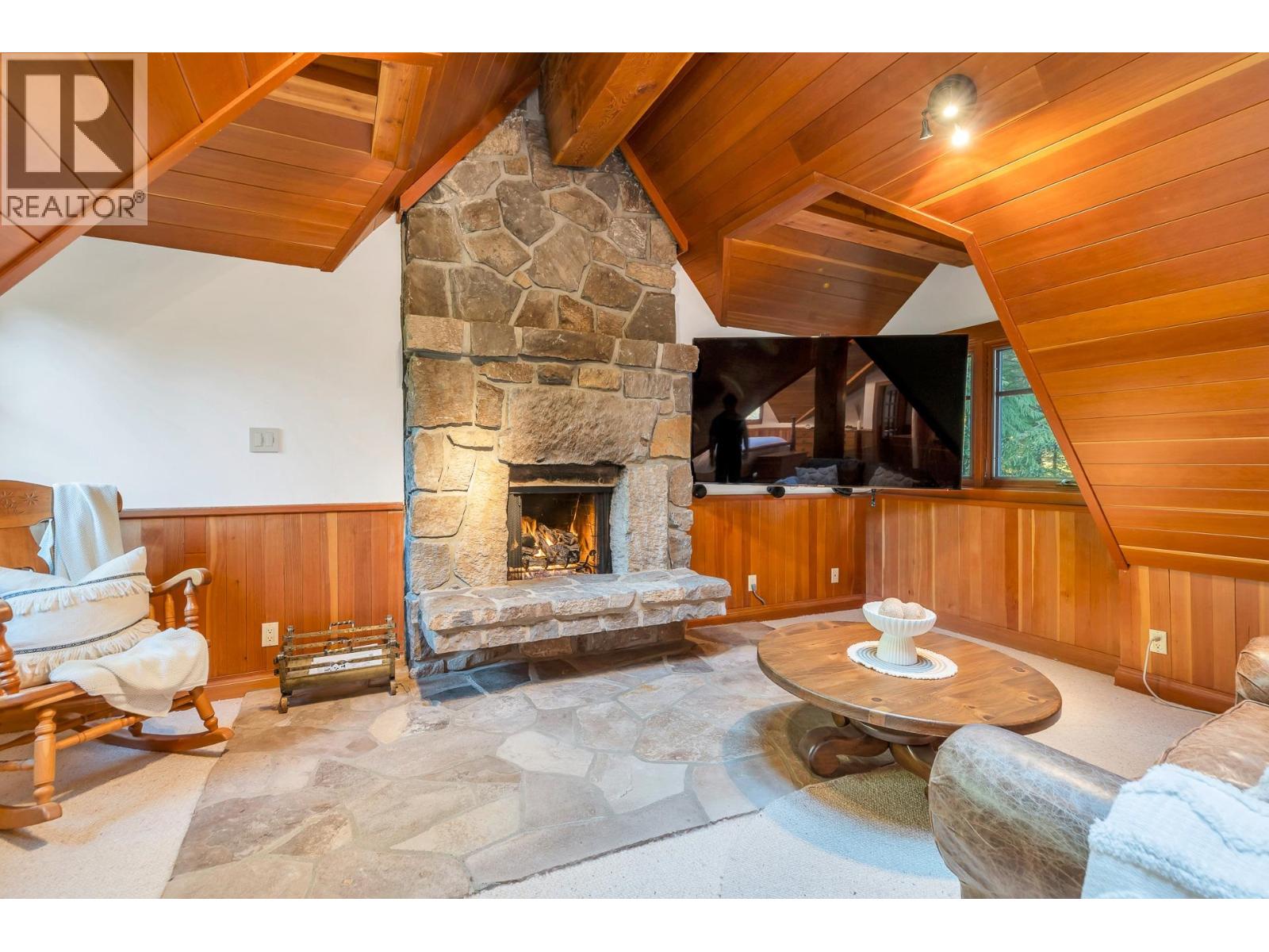 4969 Horstman Lane, Whistler, British Columbia  V0N 1B4 - Photo 16 - R3061847
