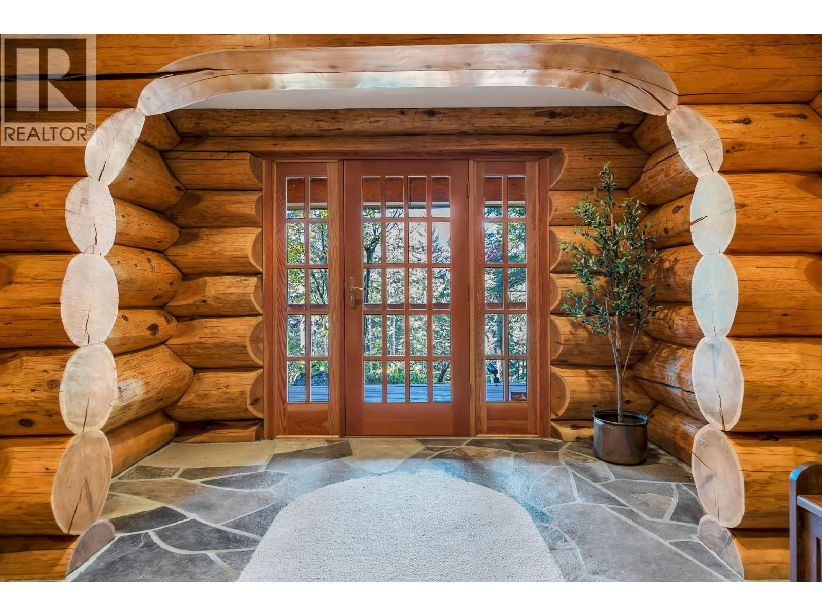 4969 Horstman Lane, Whistler, British Columbia  V0N 1B4 - Photo 2 - R3061847