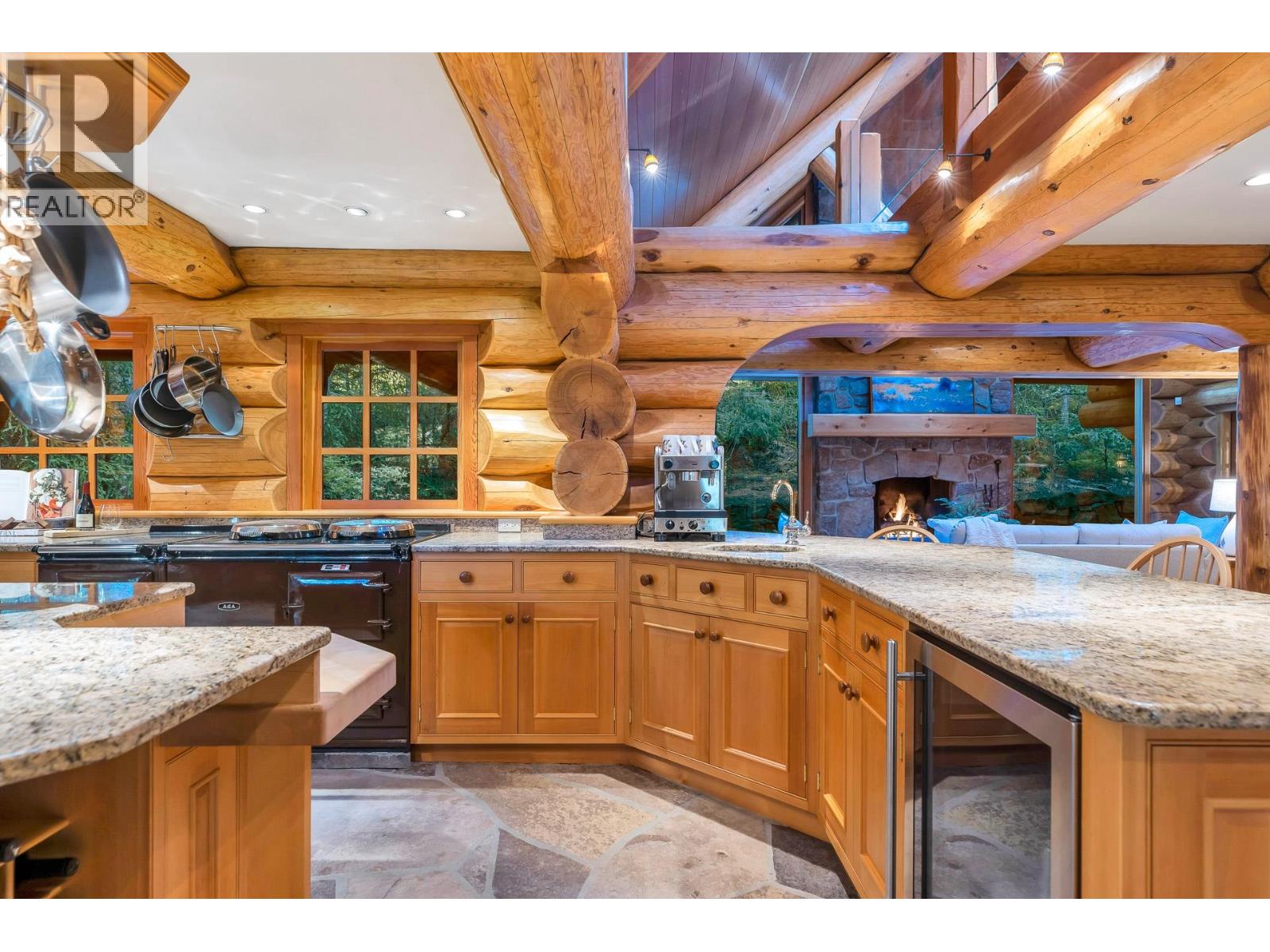 4969 Horstman Lane, Whistler, British Columbia  V0N 1B4 - Photo 7 - R3061847