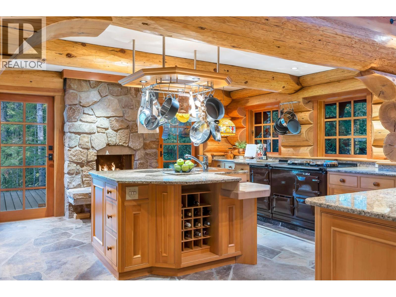 4969 Horstman Lane, Whistler, British Columbia  V0N 1B4 - Photo 8 - R3061847