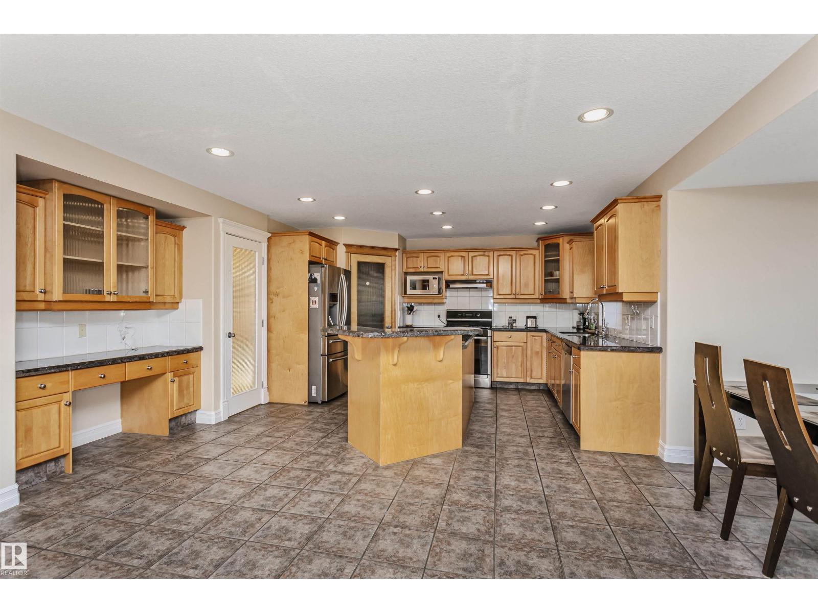 1518 Haswell Cl Nw, Edmonton, Alberta  T6R 3J4 - Photo 7 - E4463478