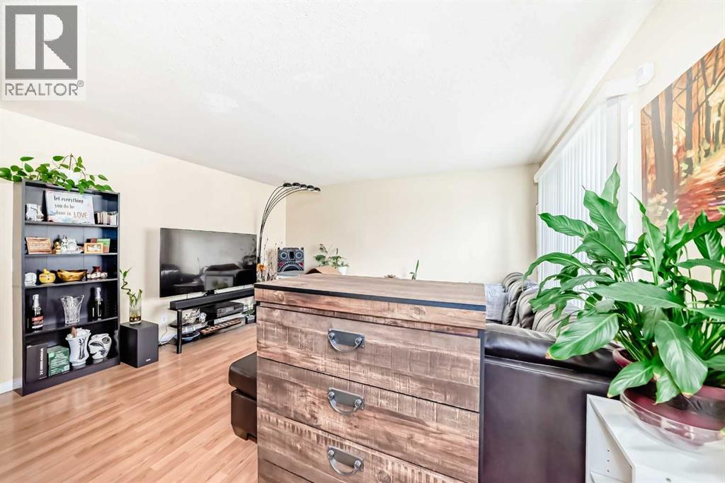 609 40 Street Ne, Calgary, Alberta  T2A 6S1 - Photo 7 - A2244890