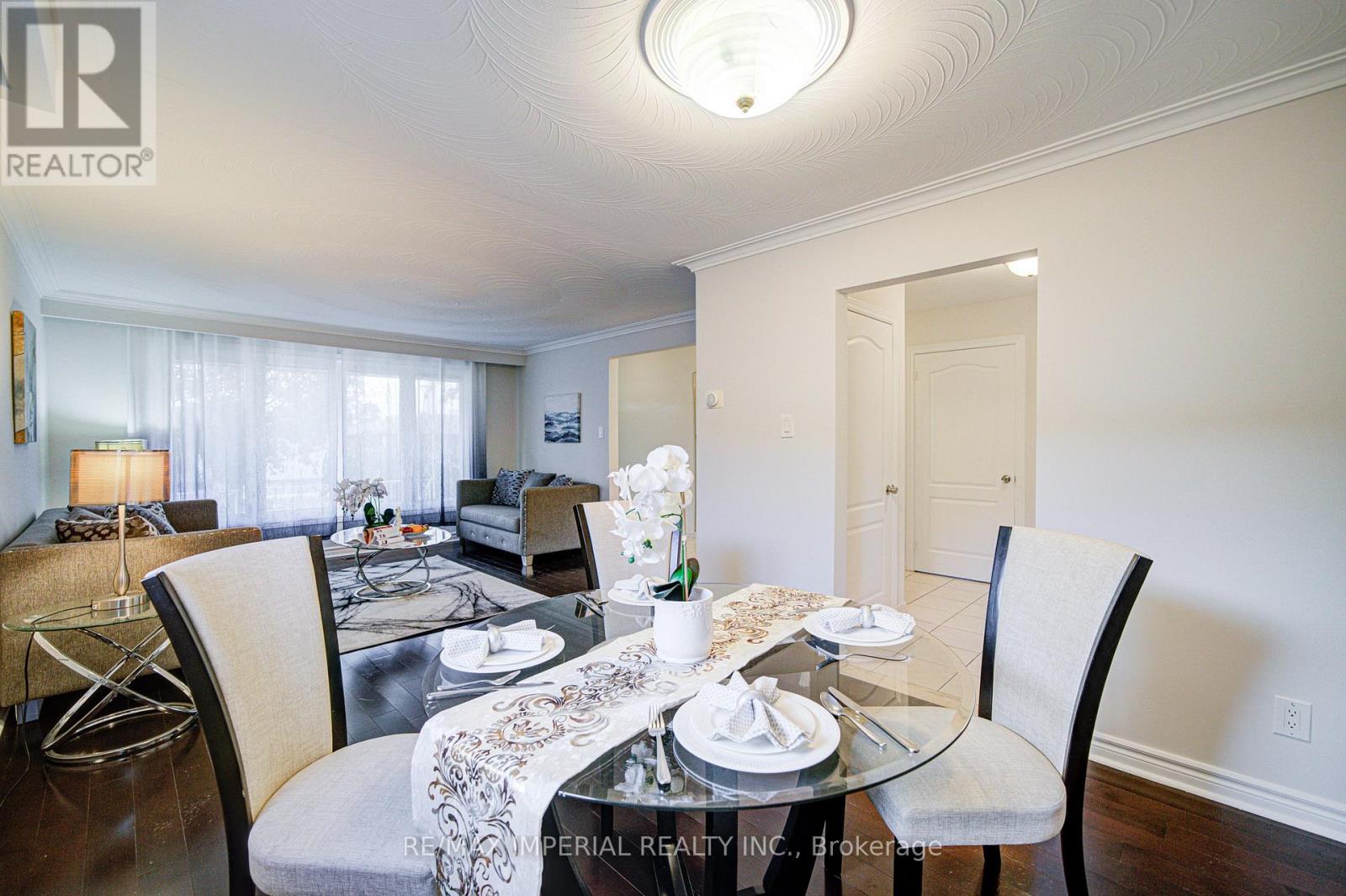 28 Bowhill Crescent, Toronto, Ontario  M2J 3S2 - Photo 15 - C12475868