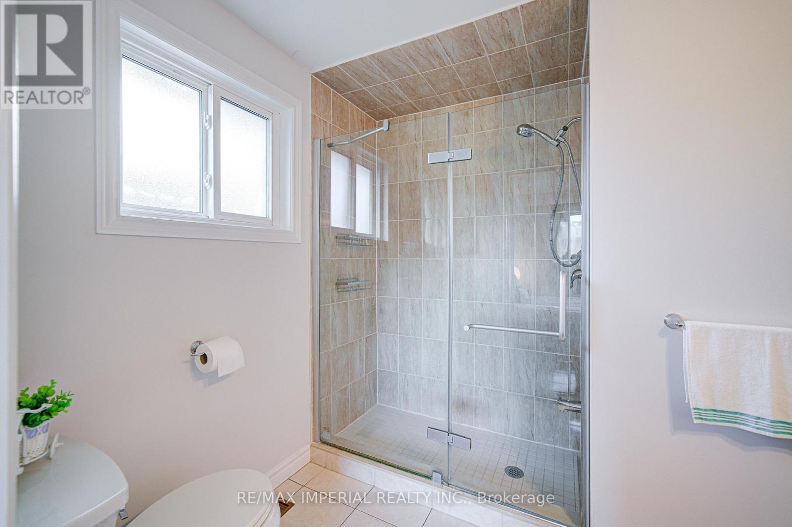 28 Bowhill Crescent, Toronto, Ontario  M2J 3S2 - Photo 27 - C12475868