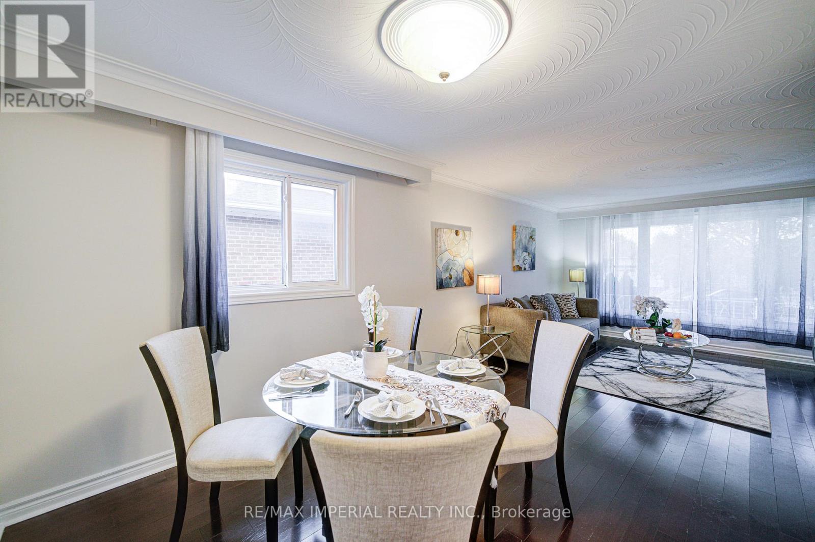 28 Bowhill Crescent, Toronto, Ontario  M2J 3S2 - Photo 14 - C12475868