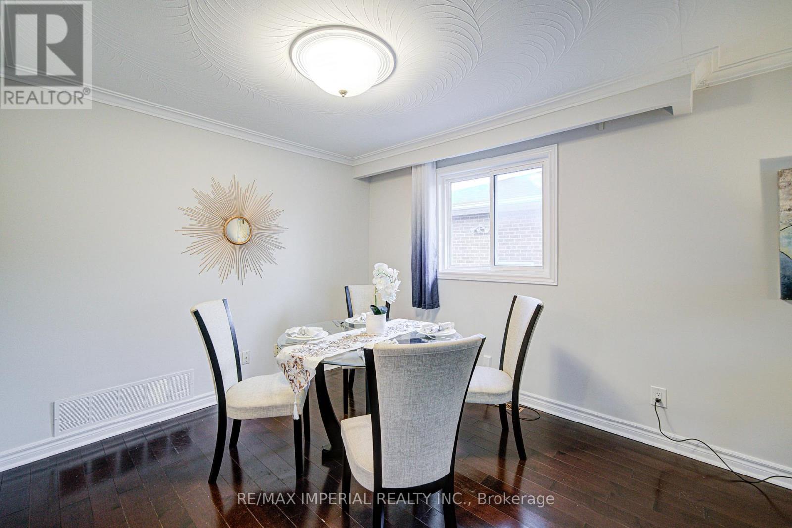 28 Bowhill Crescent, Toronto, Ontario  M2J 3S2 - Photo 13 - C12475868