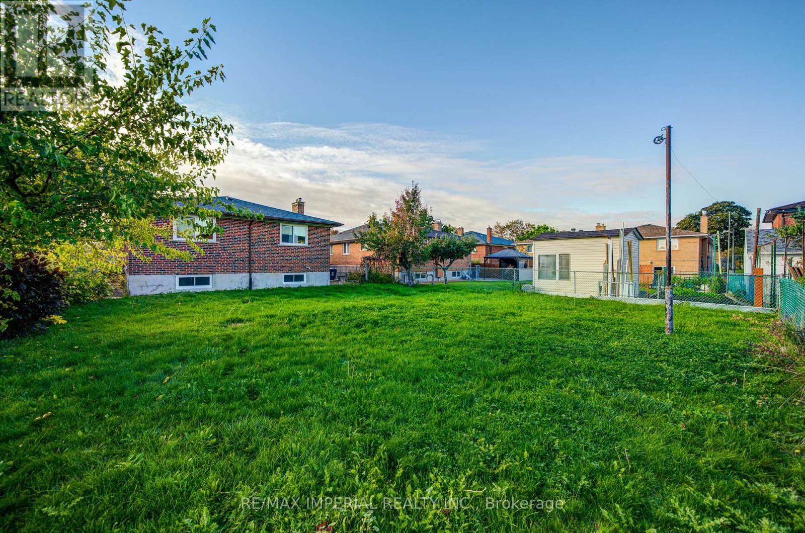 28 Bowhill Crescent, Toronto, Ontario  M2J 3S2 - Photo 44 - C12475868