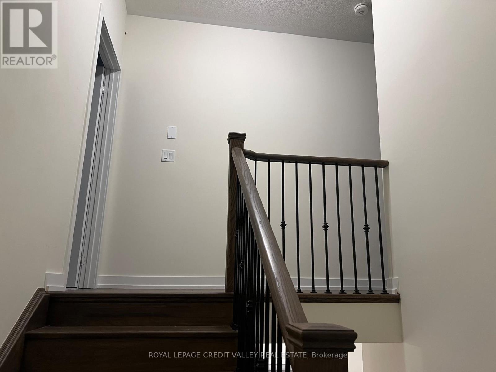 2103 Hallandale Street, Oshawa, Ontario  L1H 8L7 - Photo 15 - E12455941