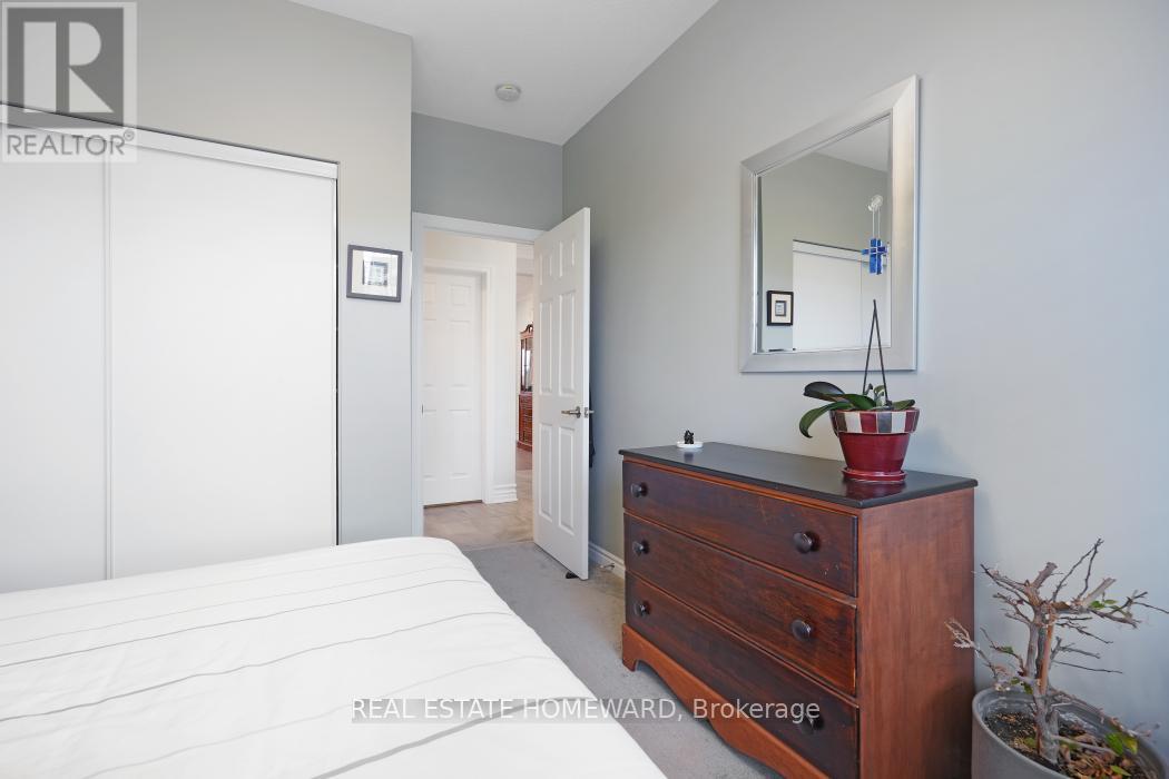 207 Cranesbill Road, Ottawa, Ontario  K2V 0N5 - Photo 6 - X12342531