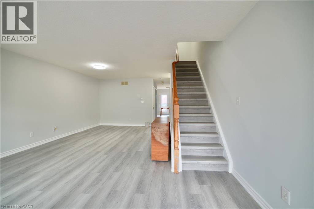 619 Wild Ginger Avenue Unit# A3 Upunit, Waterloo, Ontario  N2V 2X1 - Photo 14 - 40782142