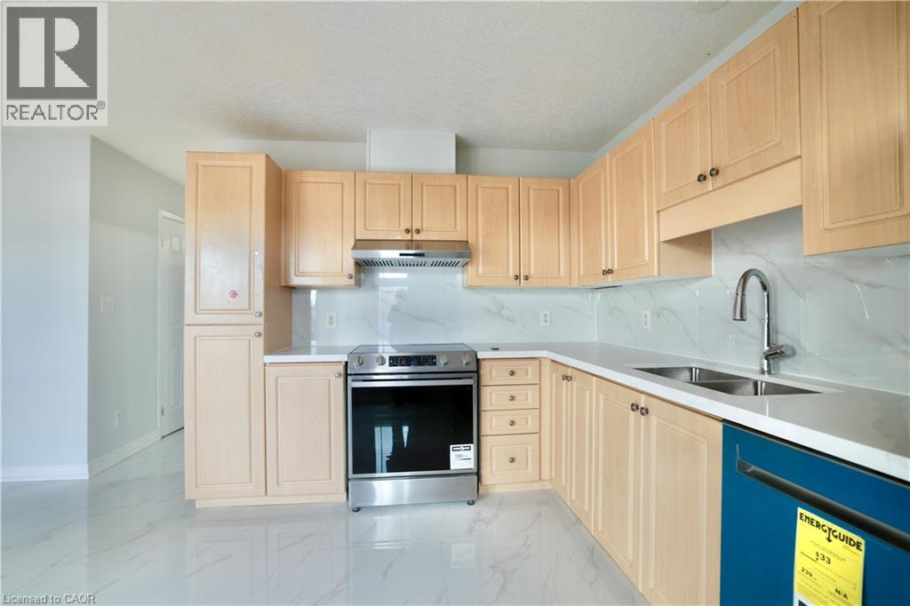 619 Wild Ginger Avenue Unit# A3 Upunit, Waterloo, Ontario  N2V 2X1 - Photo 8 - 40782142