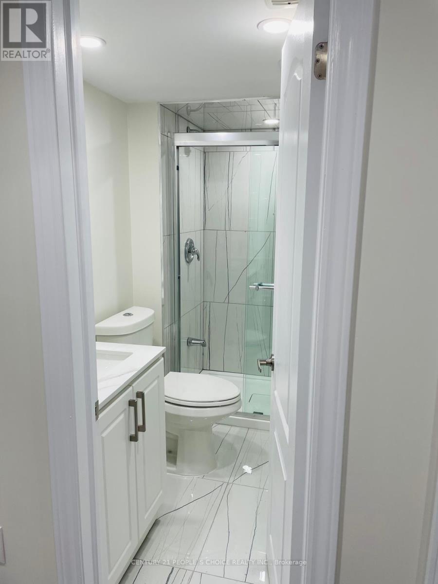 44 Enford Cres Bsmt Crescent, Brampton, Ontario  L7A 0G1 - Photo 6 - W12481708