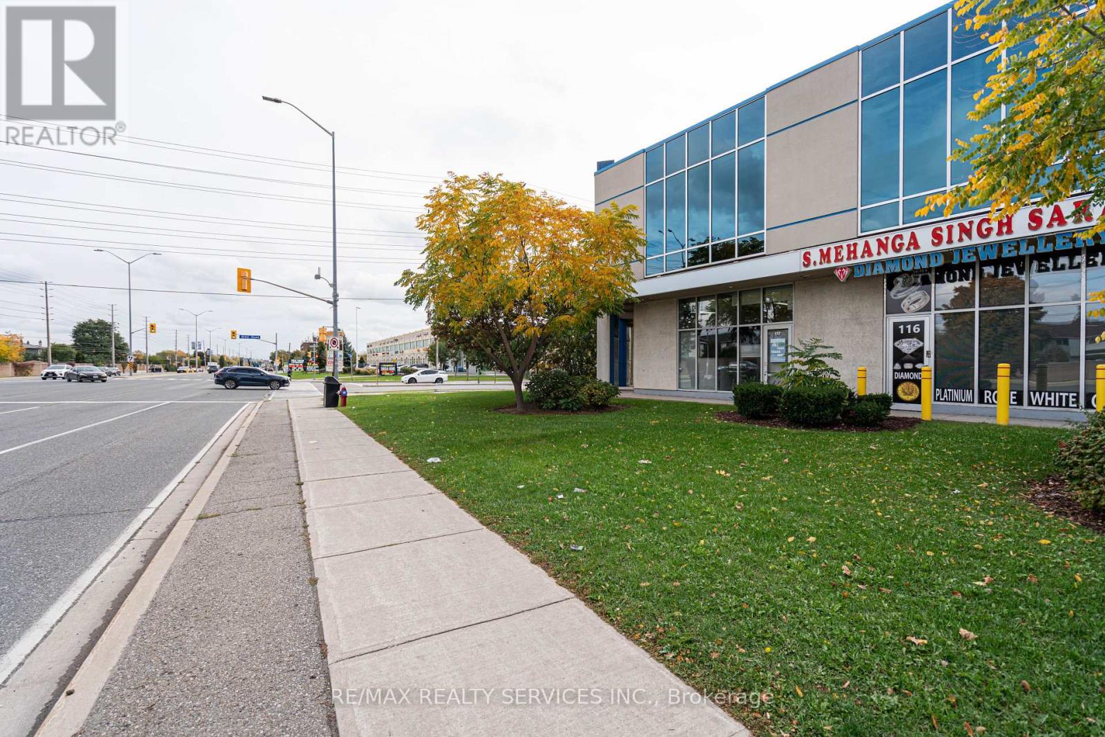 117 - 2985 Drew Road, Mississauga, Ontario  L4T 0A4 - Photo 3 - W12481715