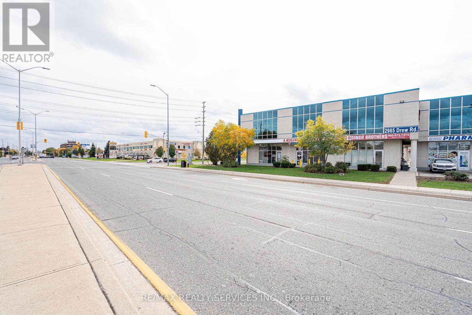 117 - 2985 Drew Road, Mississauga, Ontario  L4T 0A4 - Photo 4 - W12481715