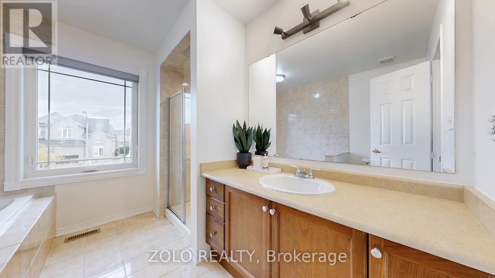 21 River Heights Drive, Brampton, Ontario  L6P 2M9 - Photo 26 - W12481722