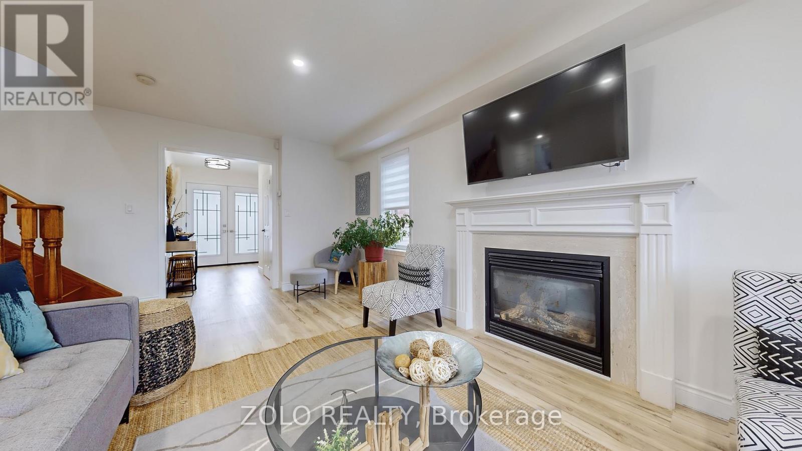 21 River Heights Drive, Brampton, Ontario  L6P 2M9 - Photo 5 - W12481722