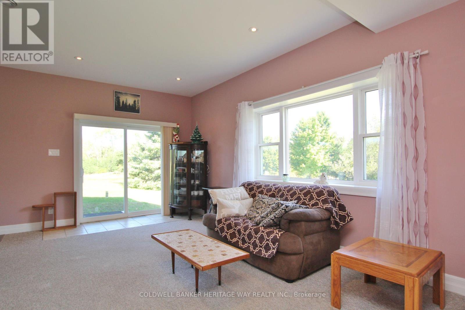 1028 Mitchell Road, Lanark Highlands, Ontario  K0G 1K0 - Photo 4 - X12481724