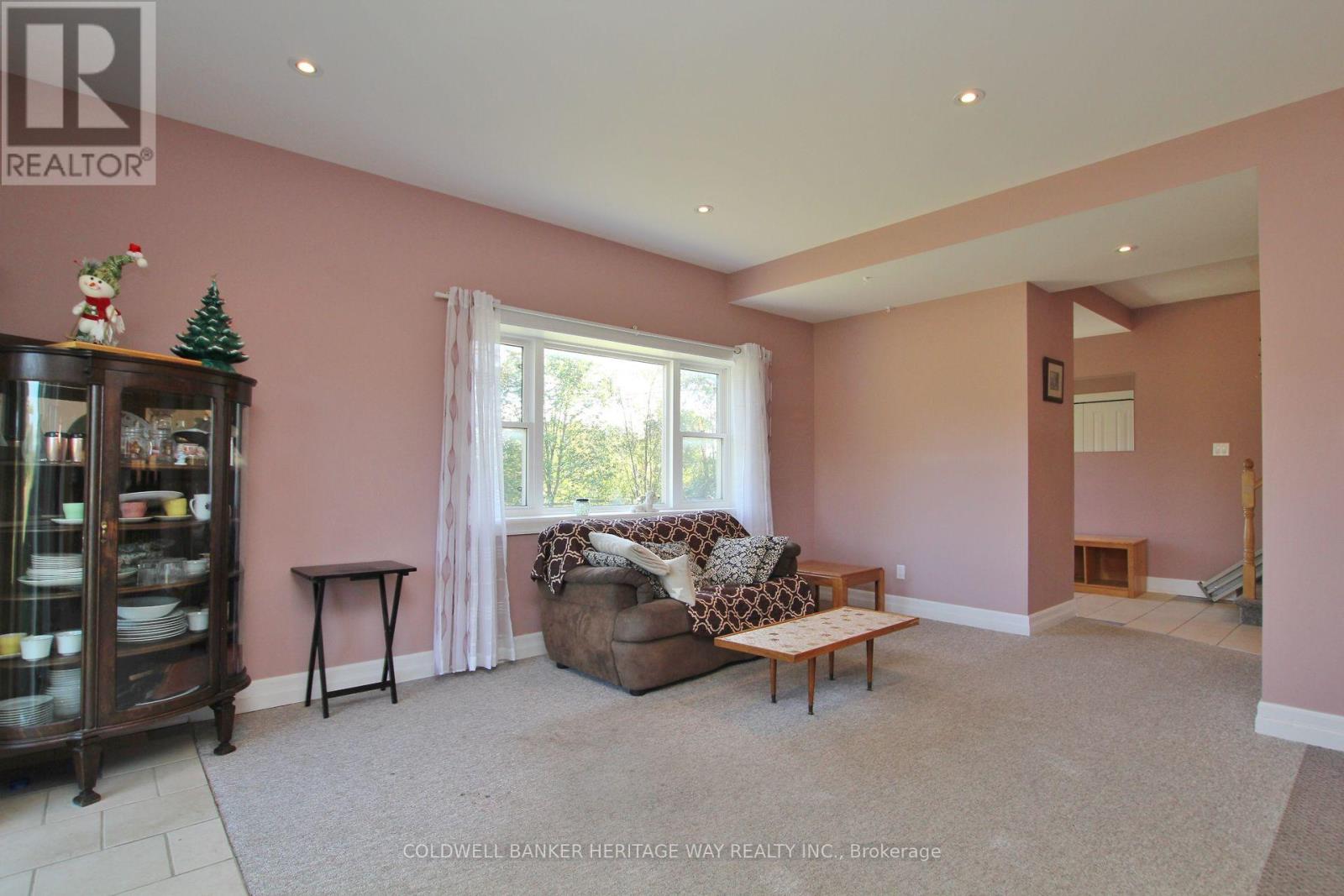 1028 Mitchell Road, Lanark Highlands, Ontario  K0G 1K0 - Photo 5 - X12481724
