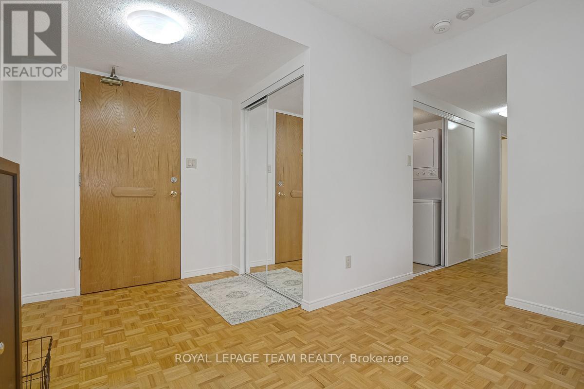 411 - 2871 Richmond Road, Ottawa, Ontario  K2B 8M5 - Photo 6 - X12481725