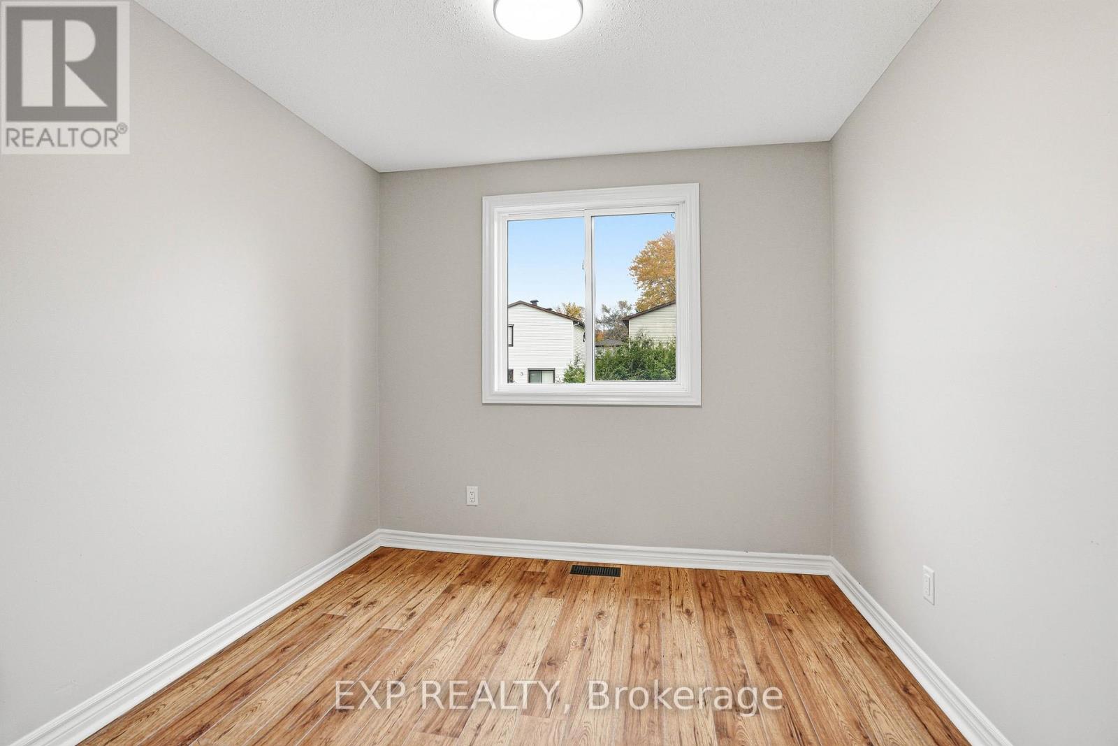 51 Raftus Square, Ottawa, Ontario  K2J 2K9 - Photo 14 - X12481748