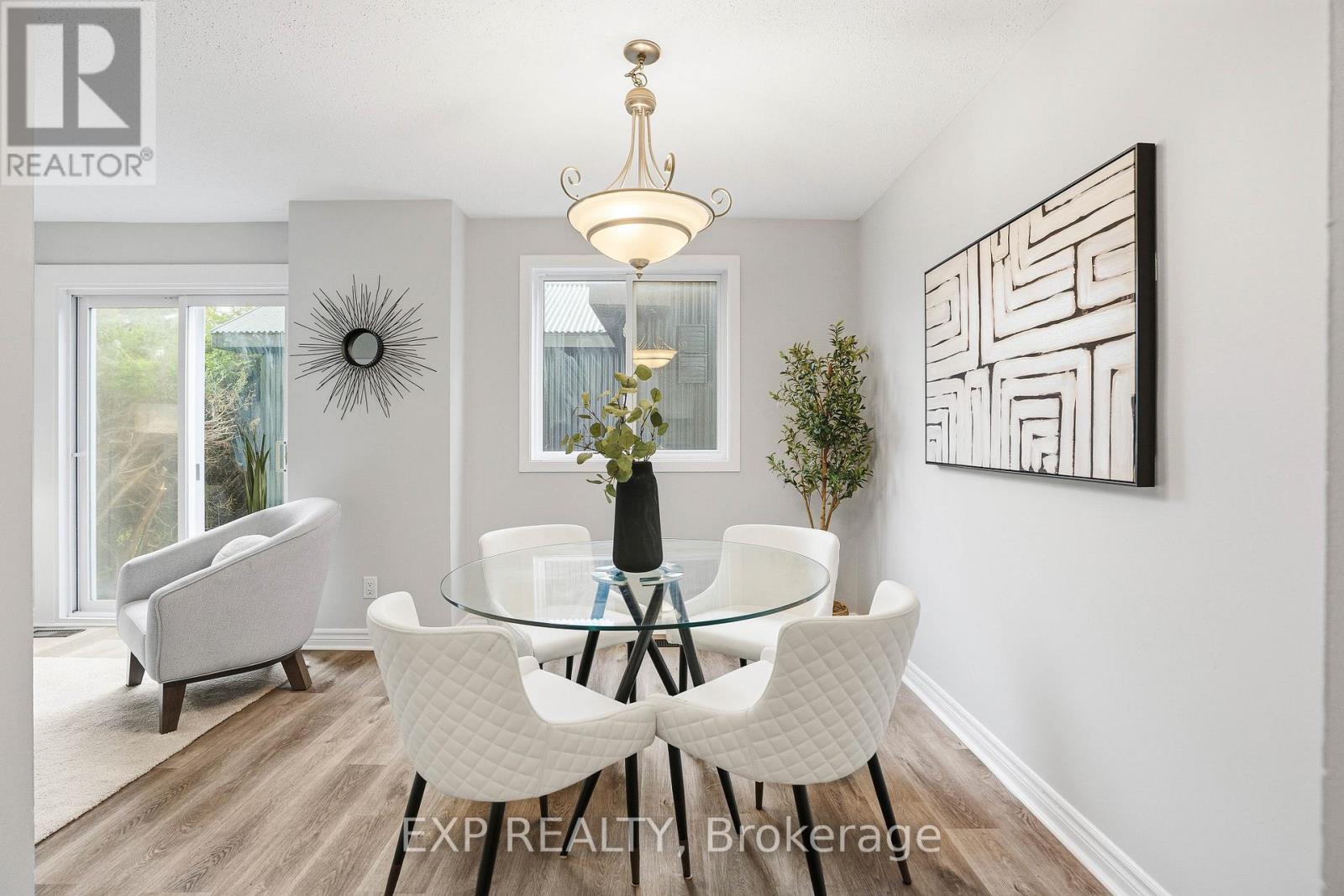 51 Raftus Square, Ottawa, Ontario  K2J 2K9 - Photo 5 - X12481748