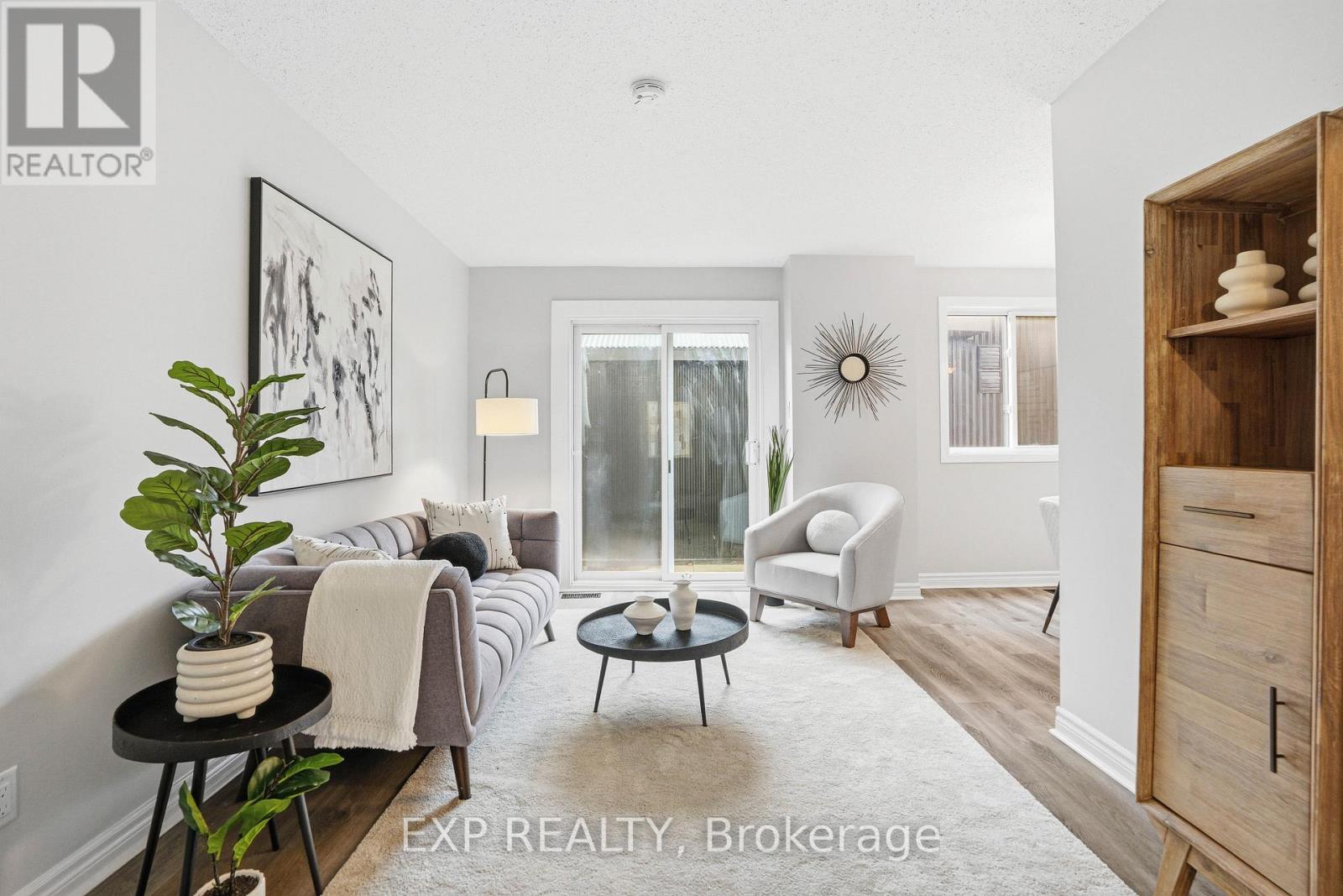 51 Raftus Square, Ottawa, Ontario  K2J 2K9 - Photo 8 - X12481748