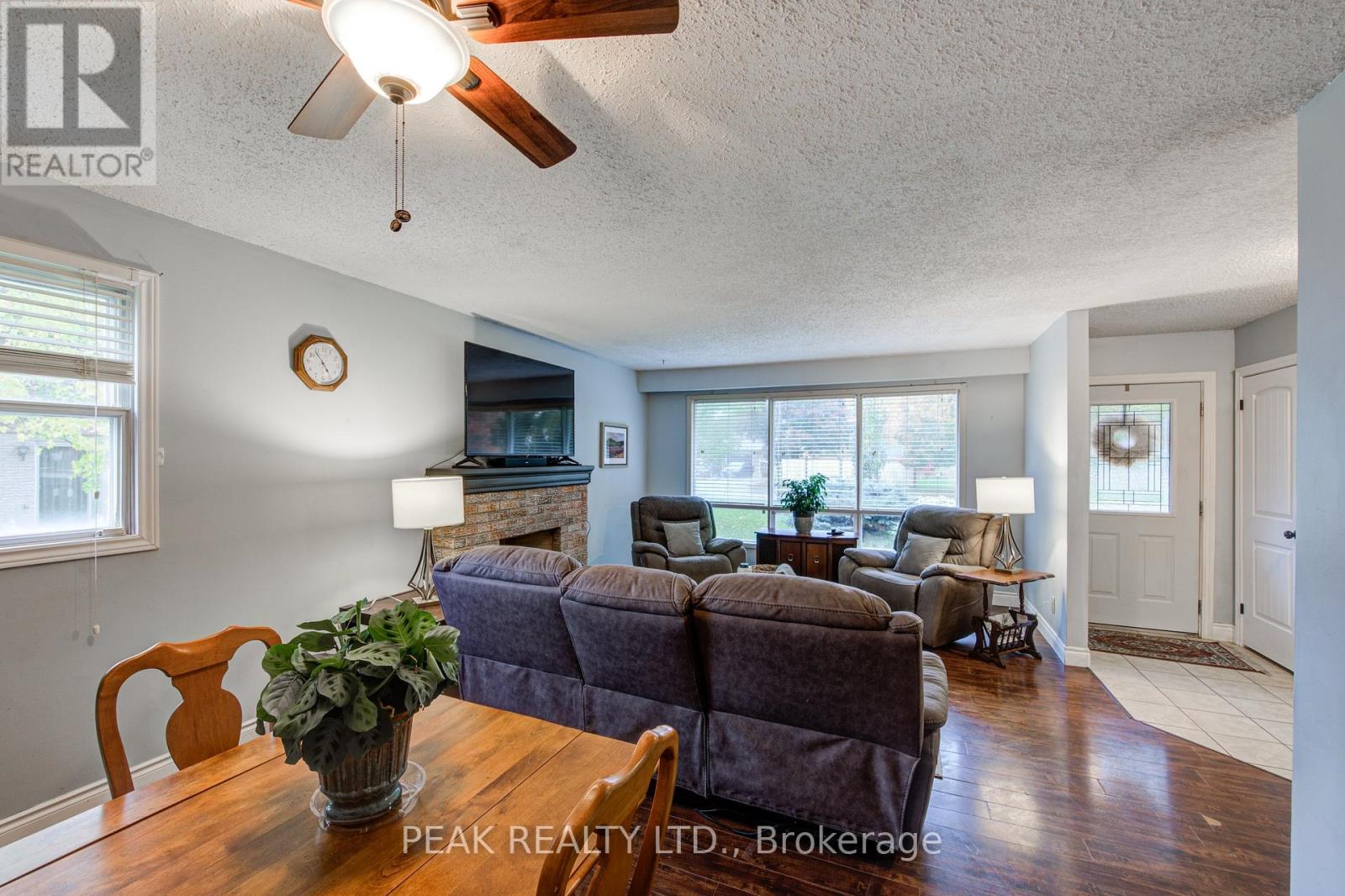 10 Victoria Street, East Zorra-Tavistock, Ontario  N0B 2R0 - Photo 11 - X12481471