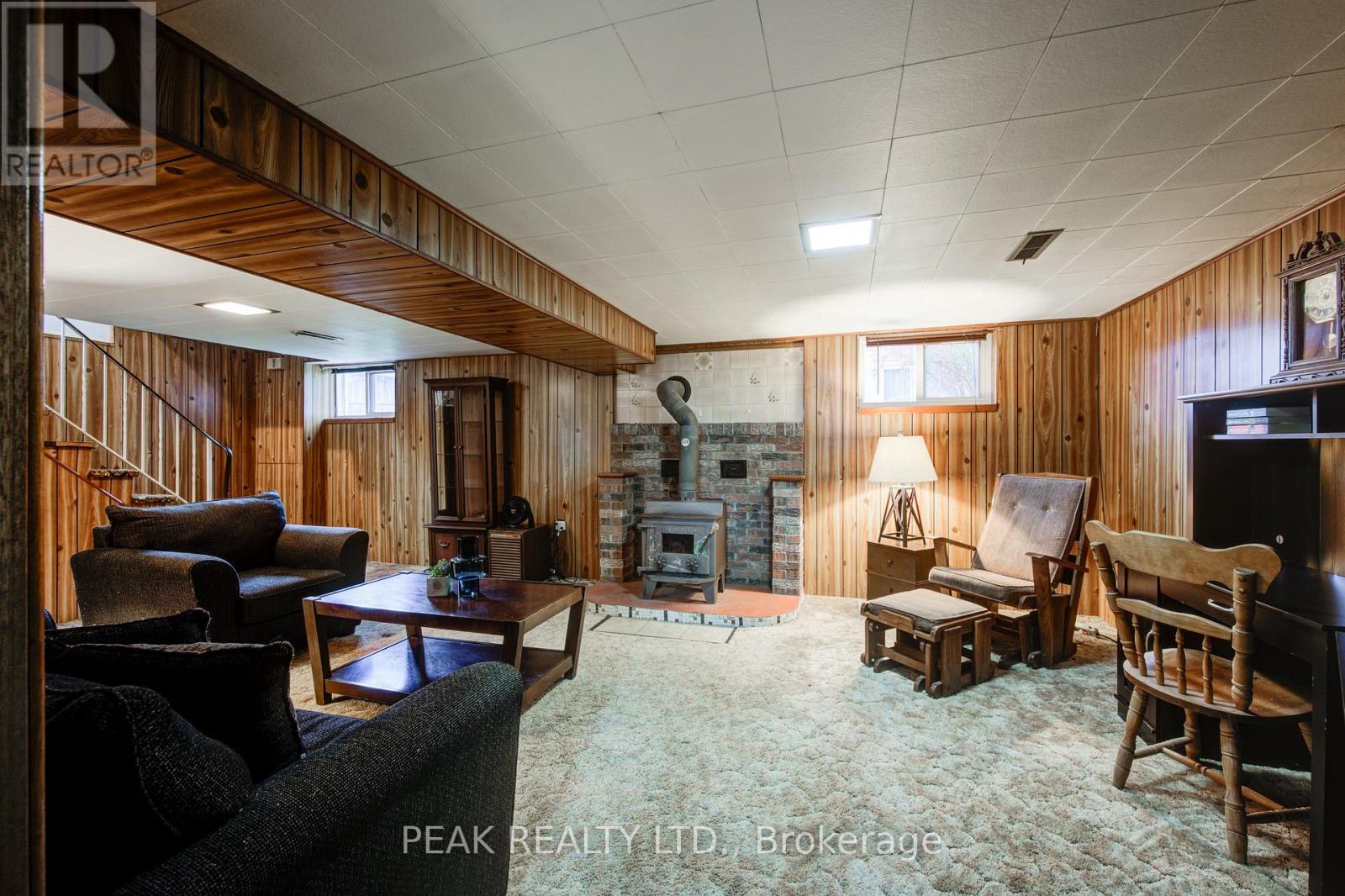 10 Victoria Street, East Zorra-Tavistock, Ontario  N0B 2R0 - Photo 33 - X12481471