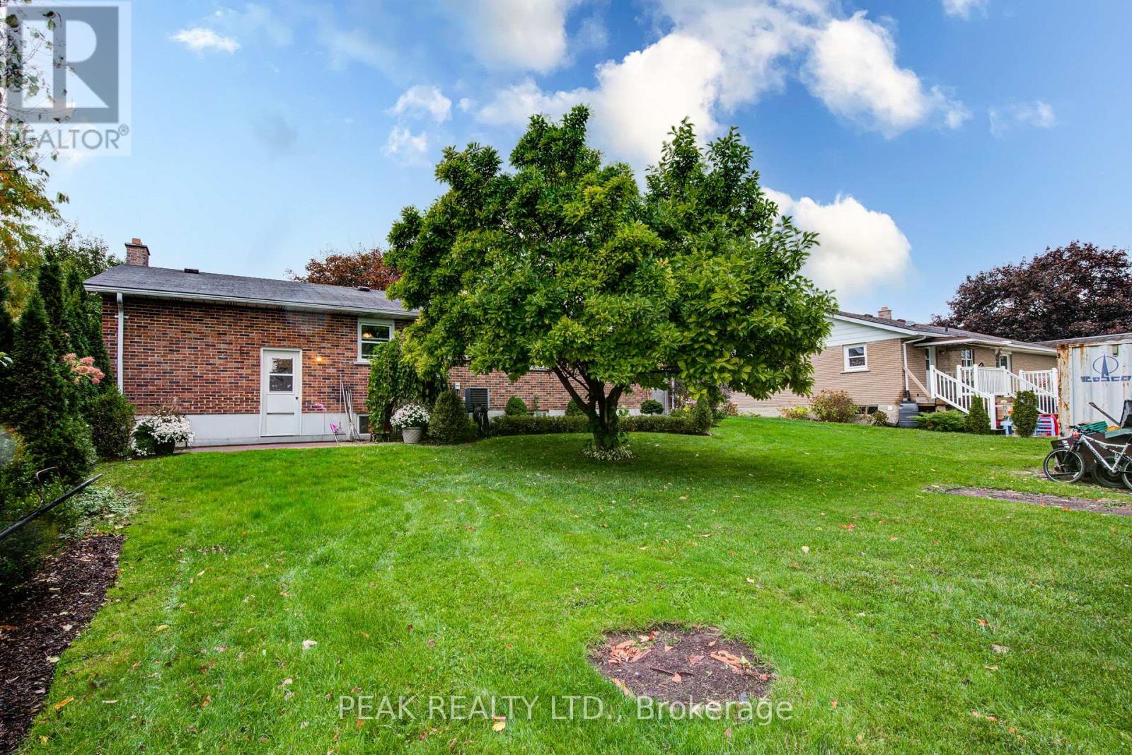 10 Victoria Street, East Zorra-Tavistock, Ontario  N0B 2R0 - Photo 45 - X12481471