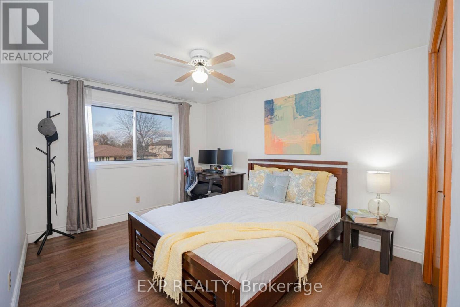 84 Wimbleton Crescent, Kitchener, Ontario  N2B 3K5 - Photo 13 - X12481711