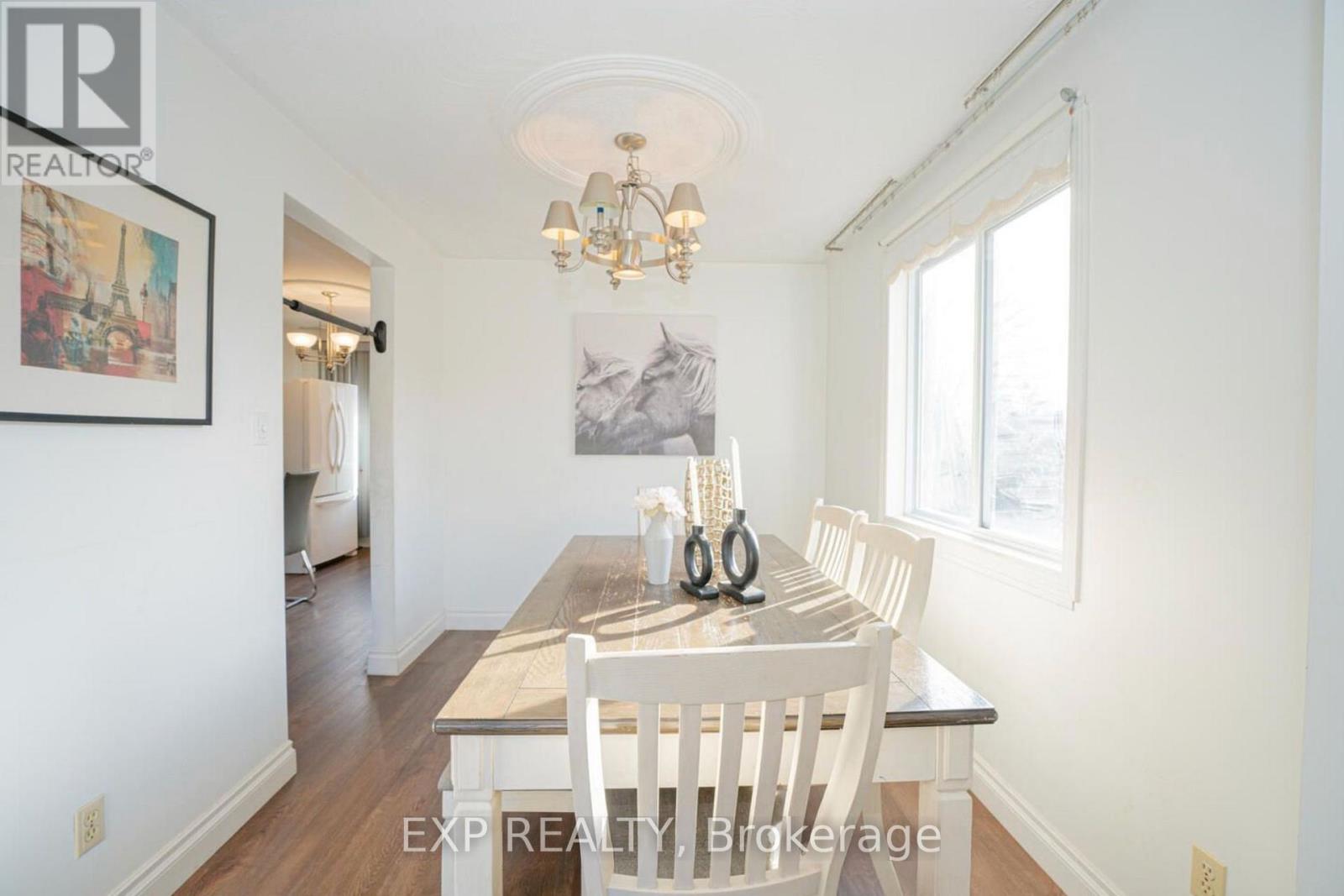 84 Wimbleton Crescent, Kitchener, Ontario  N2B 3K5 - Photo 5 - X12481711