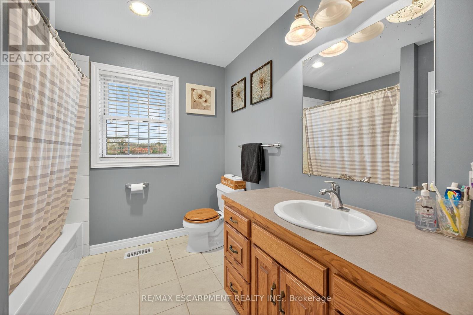 2905 South Grimsby Road 6, West Lincoln, Ontario  L0R 2A0 - Photo 24 - X12481721